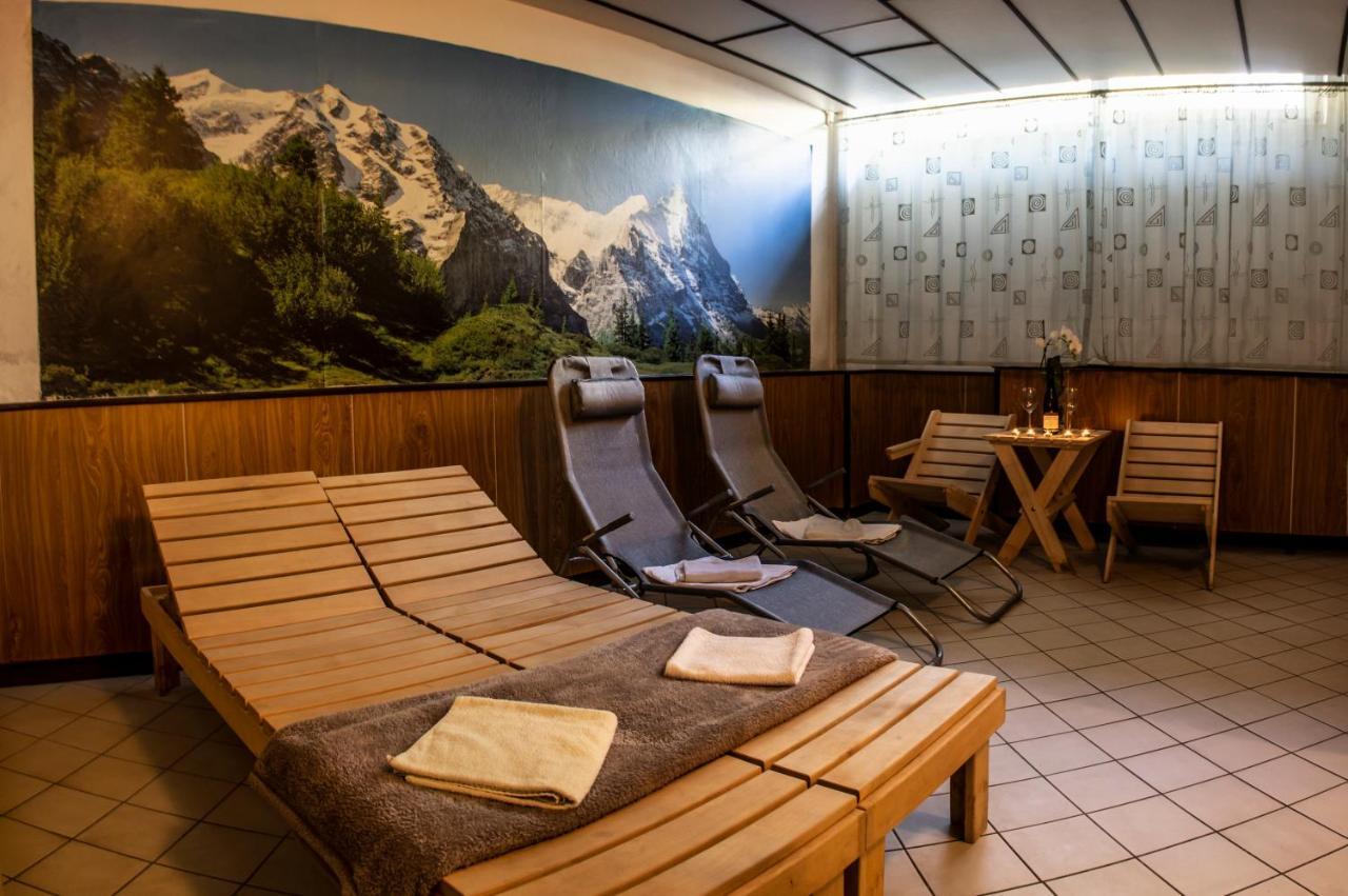 Horsky Hotel Jelenovska S Bazenem V Cene Valašské Klobouky Екстериор снимка